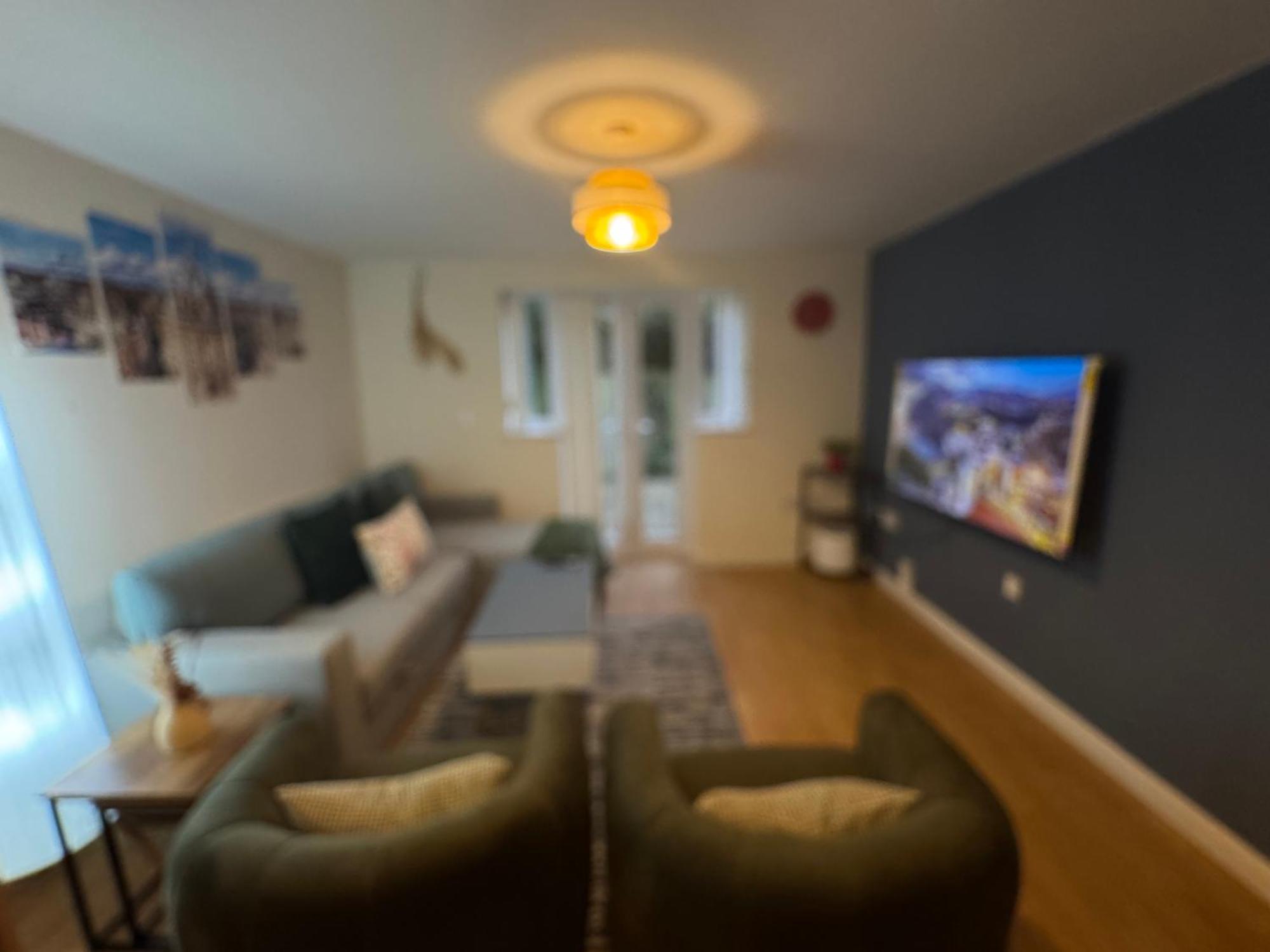 The Vogue Stay, 3 Bedrooms, 2 Bathrooms, Ideal For Jr & Oxford Hospitals, Free Carpark, Conveniently Located For Ring Road Access, 2 Miles From Oxford City Centre Easy Car & Bus Route Exterior photo