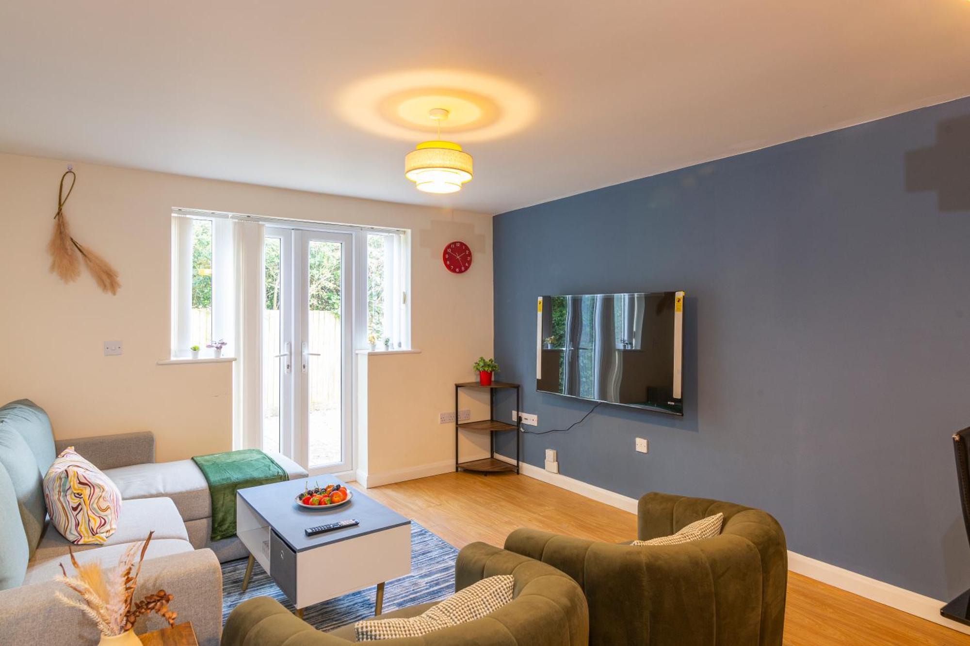 The Vogue Stay, 3 Bedrooms, 2 Bathrooms, Ideal For Jr & Oxford Hospitals, Free Carpark, Conveniently Located For Ring Road Access, 2 Miles From Oxford City Centre Easy Car & Bus Route Exterior photo